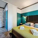 Le Salon - Calme Et
